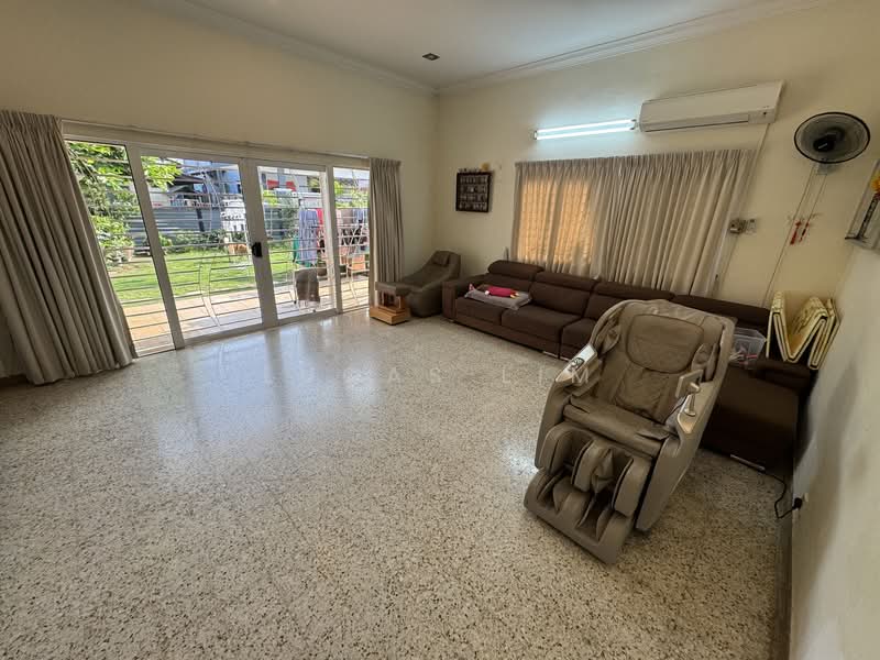 For Sale - Seksyen 2