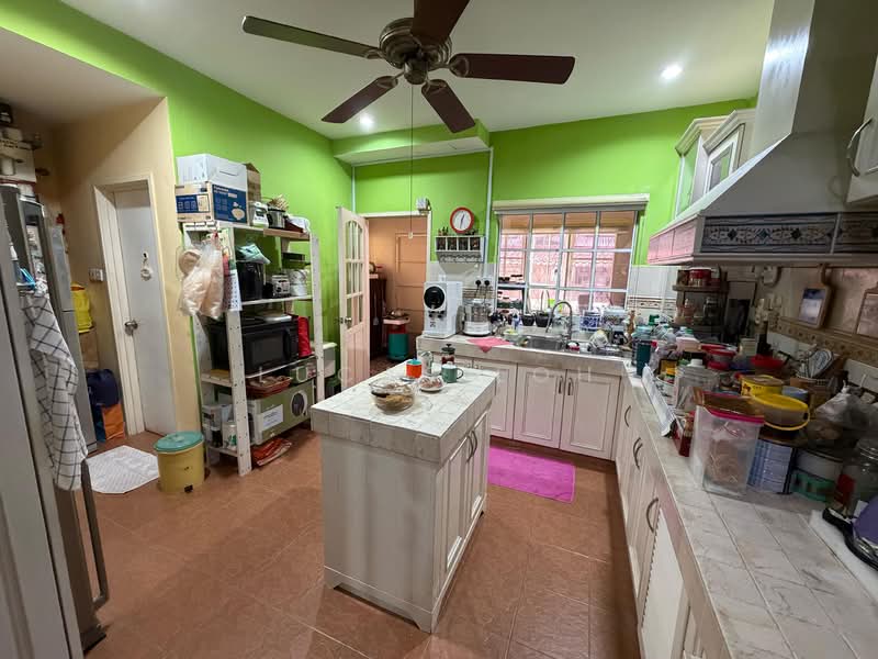 Puteri 8 untuk Untuk Dijual - RM 1,350,000, Apr 2026 - Kitchen - PropertyGuru.com.my