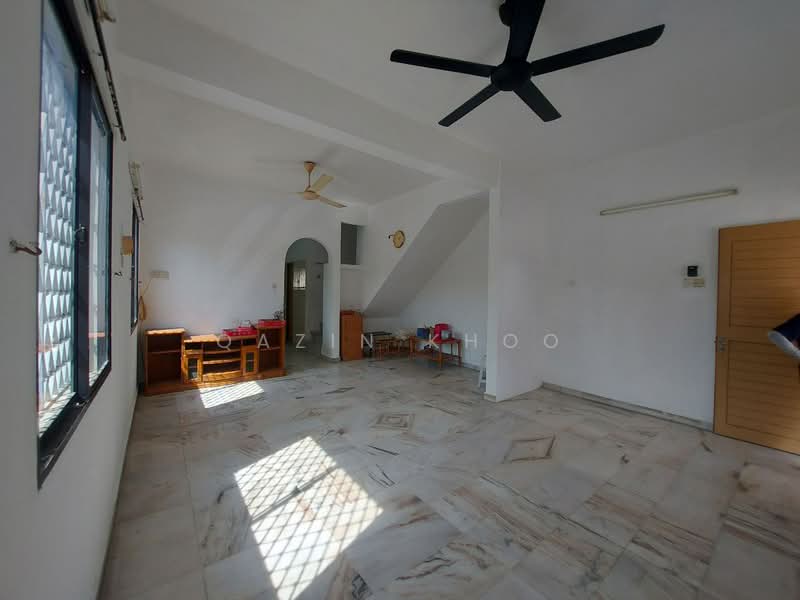 2-storey Terraced House for Sale in Pengkalan Pegoh (Ipoh) - Qazin Khoo - Living Room - PropertyGuru.com.my