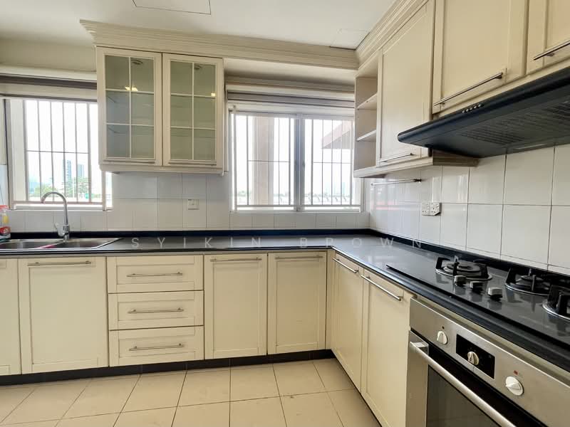 Condominium for Sale at Seri Maya Condominium - Syikin Brown - Kitchen - PropertyGuru.com.my