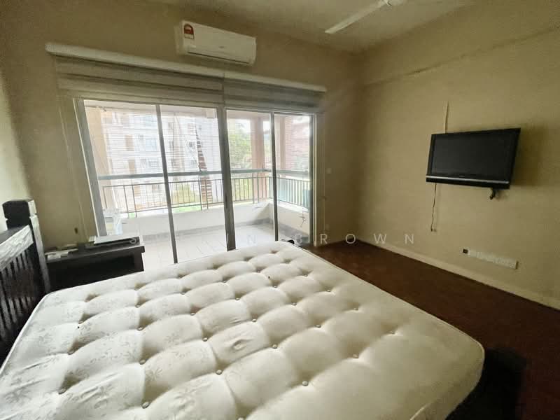 Condominium for Sale at Seri Maya Condominium - Syikin Brown - Bedroom - PropertyGuru.com.my