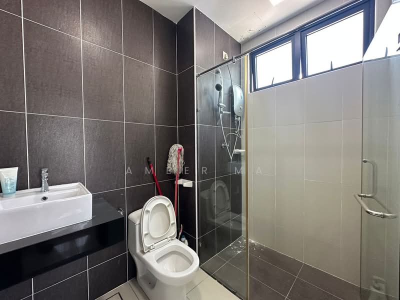 D'Secret Garden (Pangsapuri Kempas Indah) untuk Untuk Dijual - RM 430,000, Apr 2026 - Bathroom - PropertyGuru.com.my