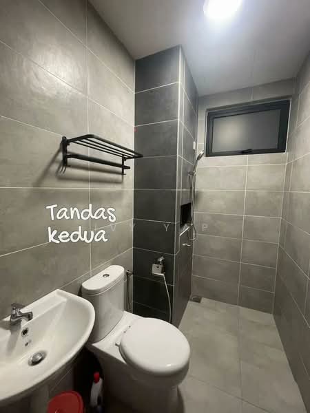 Apartment for Rent at PANGSAPURI SERVIS ASTON ACACIA - Ivy Yap - Bathroom - PropertyGuru.com.my