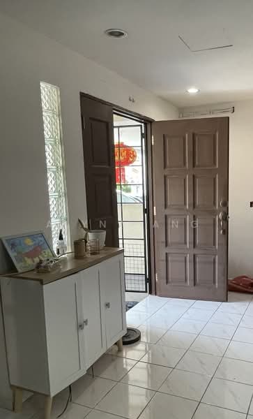 2-storey Terraced House for Sale in Subang Jaya (Selangor) - Alyna Ang - Entrance - PropertyGuru.com.my