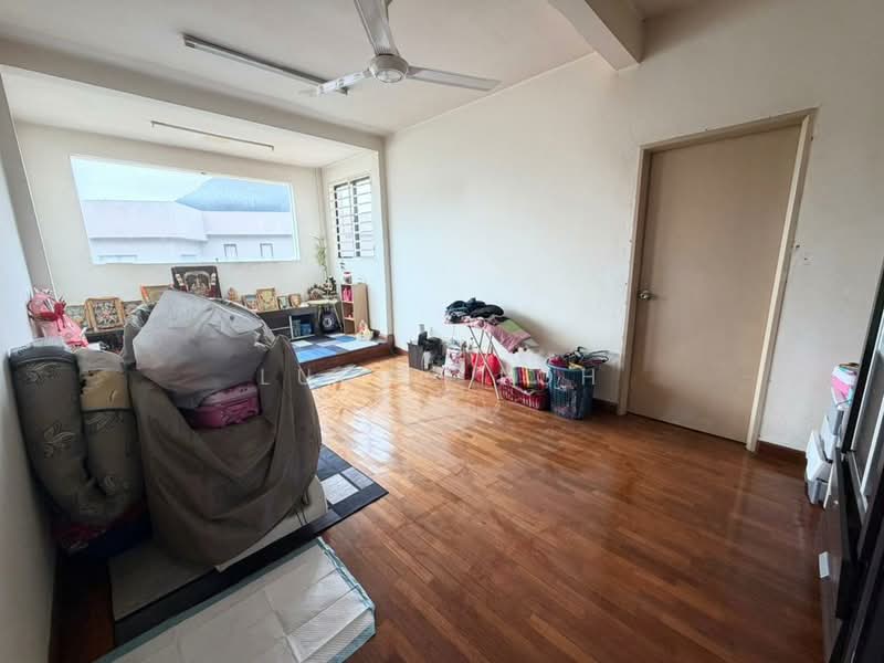 2-storey Terraced House for Sale in Puchong (Selangor) - Lucas Loh - Living Room - PropertyGuru.com.my