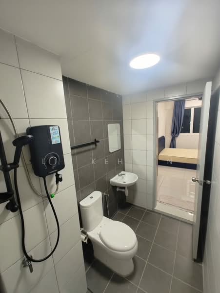 Condominium for Rent at Fairview Residence - Lim Keh Sin - Bathroom - PropertyGuru.com.my