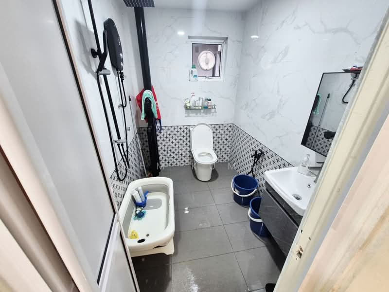 Apartment for Sale at Menara Puteri - Prem Kumar - Bathroom - PropertyGuru.com.my