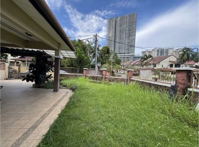 2-storey Terraced House for Sale in Puchong (Selangor) - Lucas Loh - Exterior - PropertyGuru.com.my