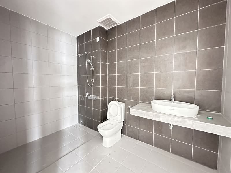 Templer Residence Anggun Rawang untuk Untuk Dijual - RM 699,000, Mac 2026 - Bathroom - PropertyGuru.com.my