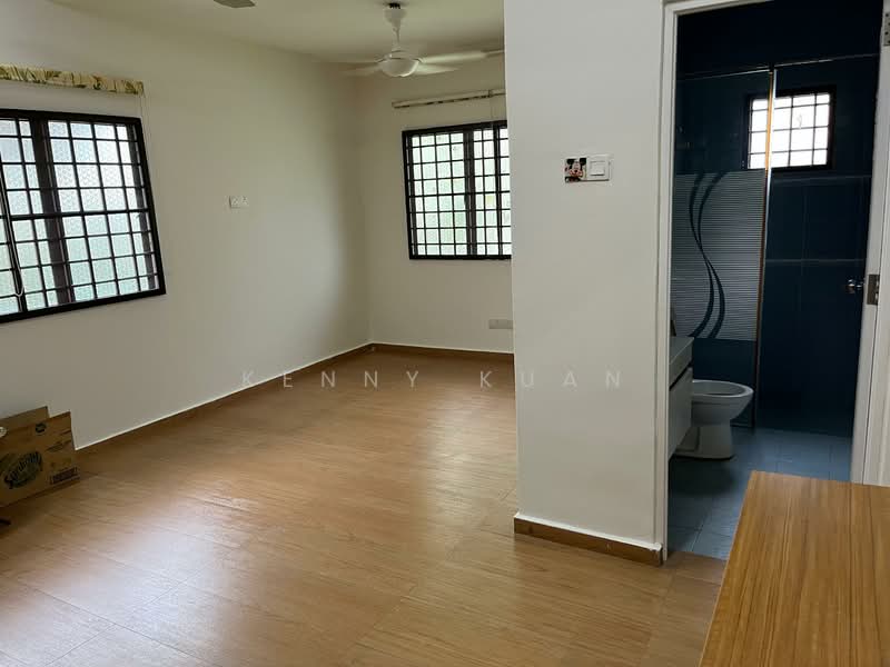 Semi-Detached House for Sale in Happy Garden (Kuchai Lama) - Kenny Kuan - Bedroom - PropertyGuru.com.my