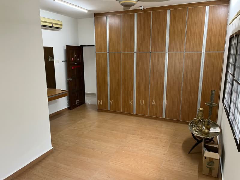 Semi-Detached House for Sale in Happy Garden (Kuchai Lama) - Kenny Kuan - Bedroom - PropertyGuru.com.my