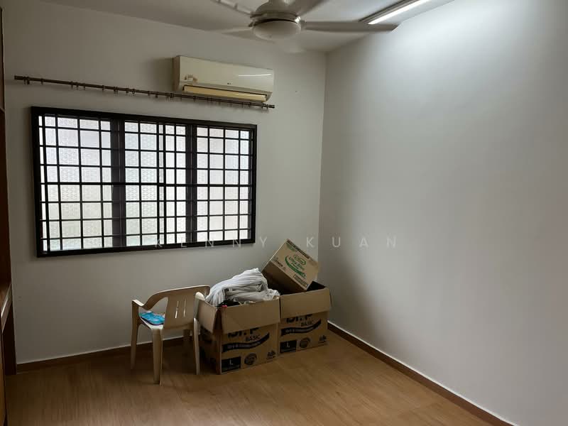 Semi-Detached House for Sale in Happy Garden (Kuchai Lama) - Kenny Kuan - Bedroom - PropertyGuru.com.my