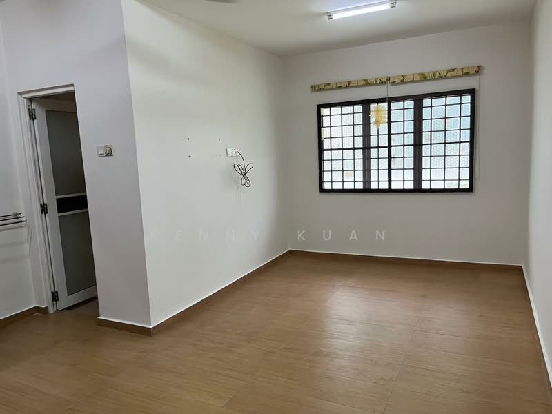 Semi-Detached House for Sale in Happy Garden (Kuchai Lama) - Kenny Kuan - Bedroom - PropertyGuru.com.my