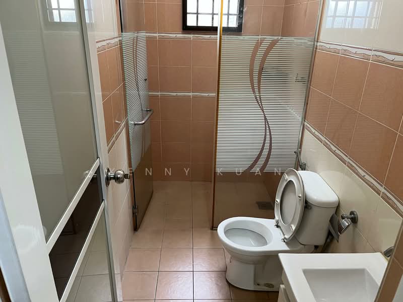 Semi-Detached House for Sale in Happy Garden (Kuchai Lama) - Kenny Kuan - Bathroom - PropertyGuru.com.my