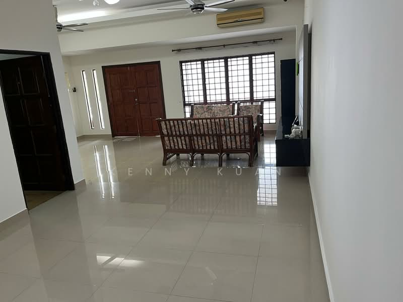 Semi-Detached House for Sale in Happy Garden (Kuchai Lama) - Kenny Kuan - Living Room - PropertyGuru.com.my