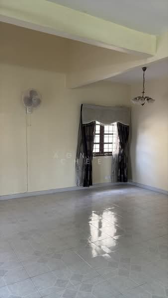 2-storey Terraced House for Sale in Bandar Sri Damansara (Selangor) - Agnes Chee - Living Room - PropertyGuru.com.my