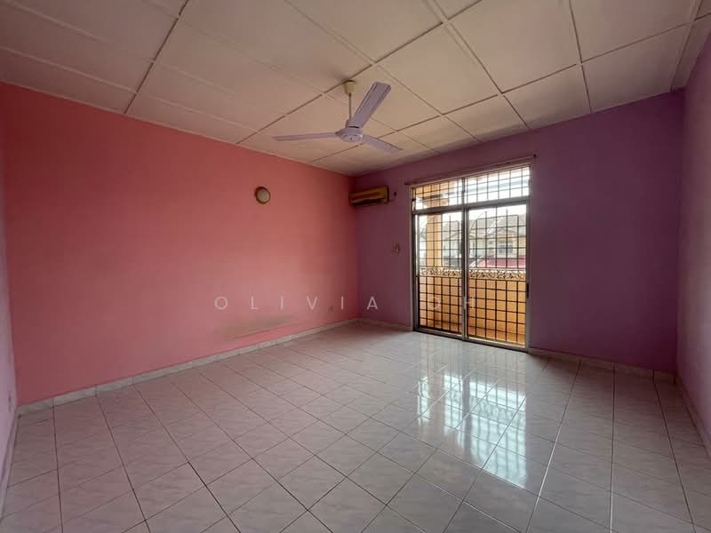 Rumah Teres 2 Tingkat untuk Dijual di Seremban (Negeri Sembilan) - OLIVIA OH - Living Room - PropertyGuru.com.my