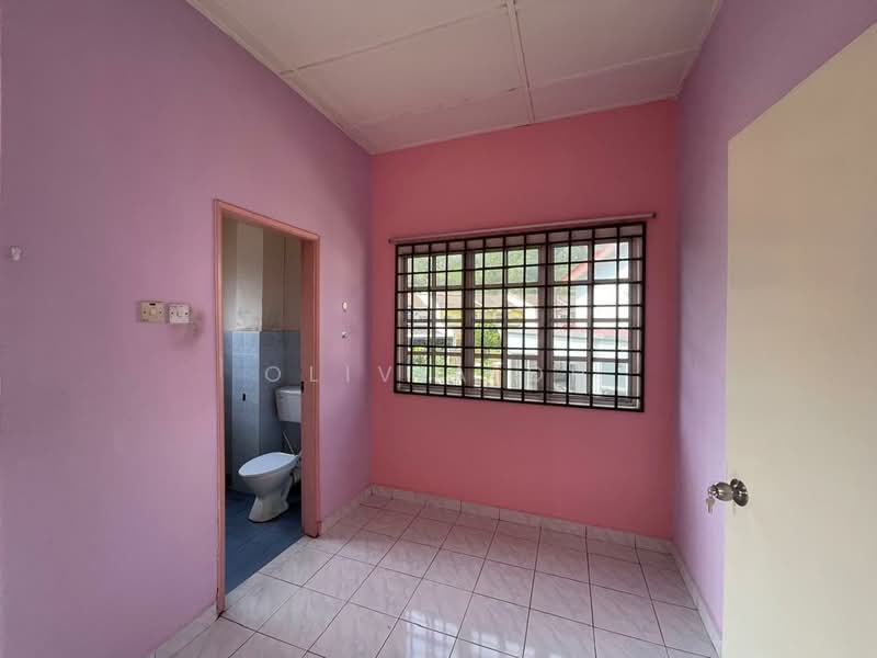 Rumah Teres 2 Tingkat untuk Dijual di Seremban (Negeri Sembilan) - OLIVIA OH - Bathroom - PropertyGuru.com.my
