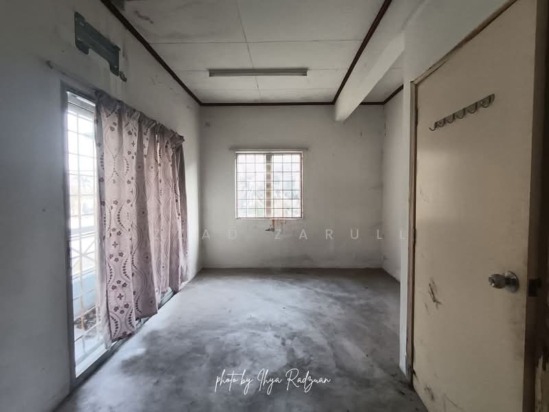 2-storey Terraced House for Sale in Laguna Park (Pelabuhan Klang) - Azzad Zarull - Interior - PropertyGuru.com.my