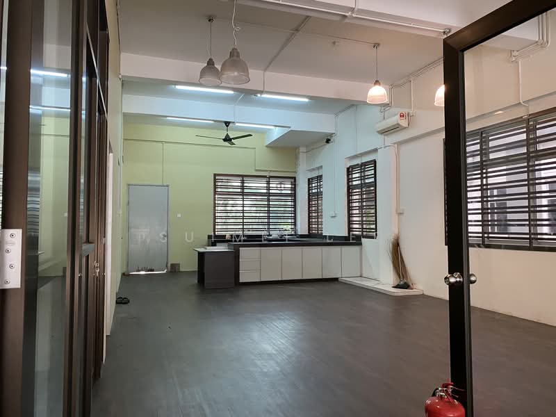 Shop / Office for Rent in Taman Impian Emas (Skudai) - Suimei Lee - Interior - PropertyGuru.com.my
