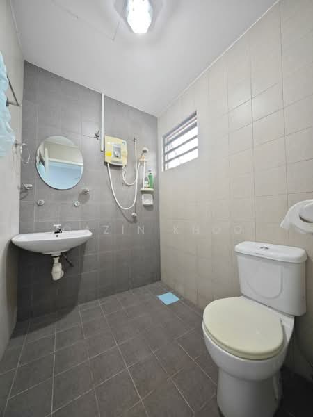 Semi-Detached House for Sale in Ipoh (Perak) - Qazin Khoo - Bathroom - PropertyGuru.com.my
