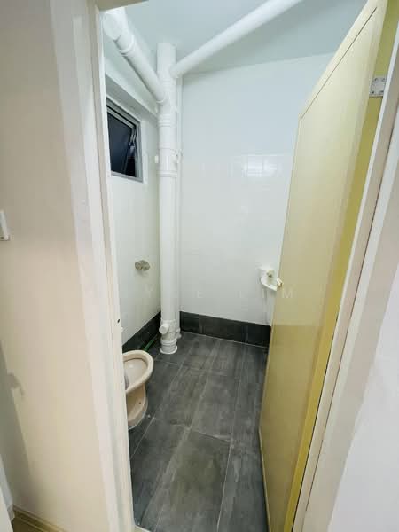 Condominium for Rent at Vista Condominium - Joyce Lim - Bathroom - PropertyGuru.com.my