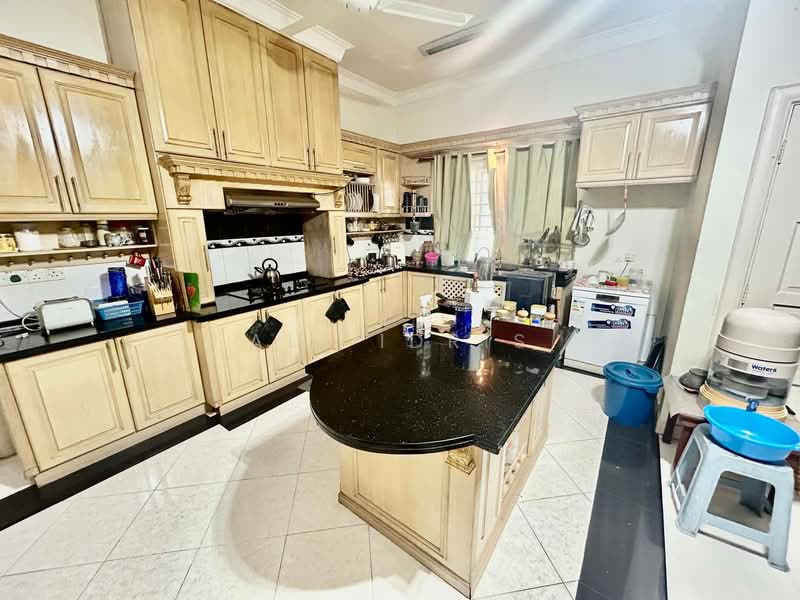 Semi-Detached House for Sale in Ulu Kelang (Selangor) - Ali Idris - Kitchen - PropertyGuru.com.my
