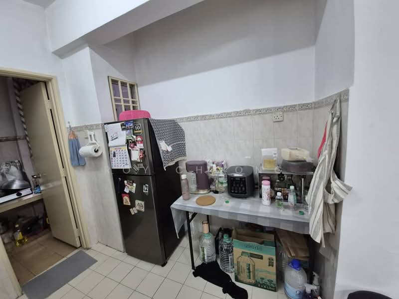 Kondominium untuk Dijual di Pelangi Damansara - Roy Choong - Kitchen - PropertyGuru.com.my