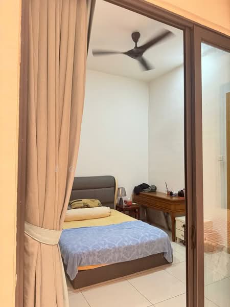 Empire Residence untuk Untuk Dijual - RM 2,000,000, Mac 2026 - Bedroom - PropertyGuru.com.my