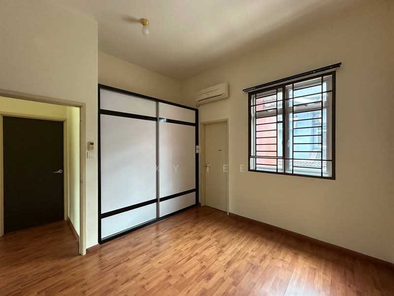 Bina Park @ Bandar Seri Alam untuk Untuk Dijual - RM 868,000, Mac 2026 - Bedroom - PropertyGuru.com.my