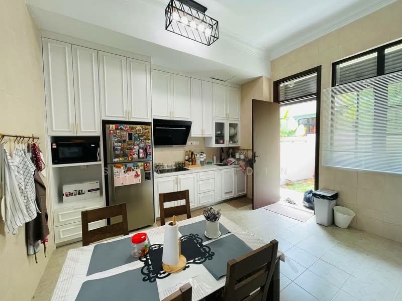 Bungalow for Sale in Bukit Jelutong (Shah Alam) - Sa'a Nordin - Kitchen - PropertyGuru.com.my