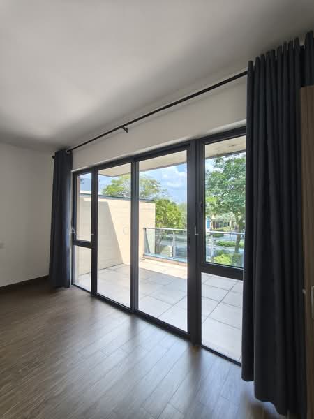 Cluster House for Rent in Forest City (Gelang Patah) - Alicia Lim - Balcony - PropertyGuru.com.my