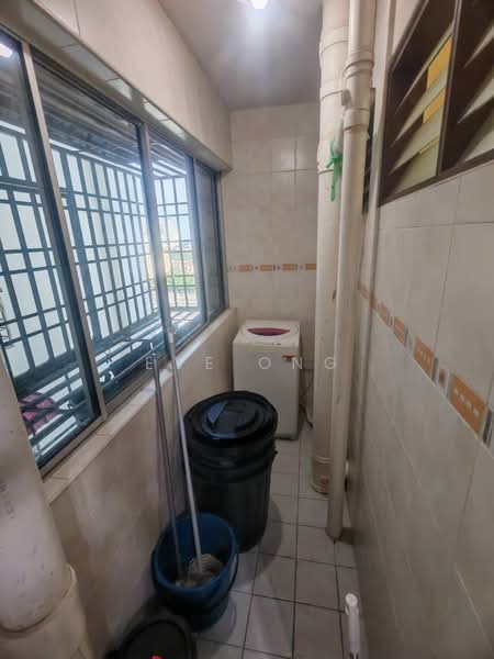 Apartment for Rent at Taman Pekaka Block 31 - Eve Ong - Balcony - PropertyGuru.com.my