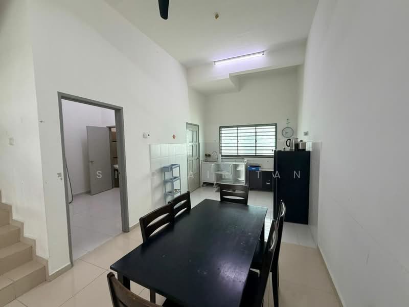 2.5-storey Terraced House for Sale in Alai (Melaka) - Sinclair Tan - Kitchen - PropertyGuru.com.my