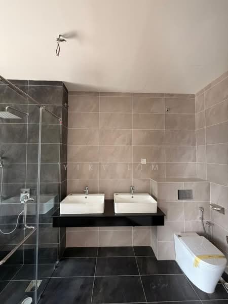Semi-Detached House for Sale in Skudai (Johor) - Yiky Lim - Bathroom - PropertyGuru.com.my