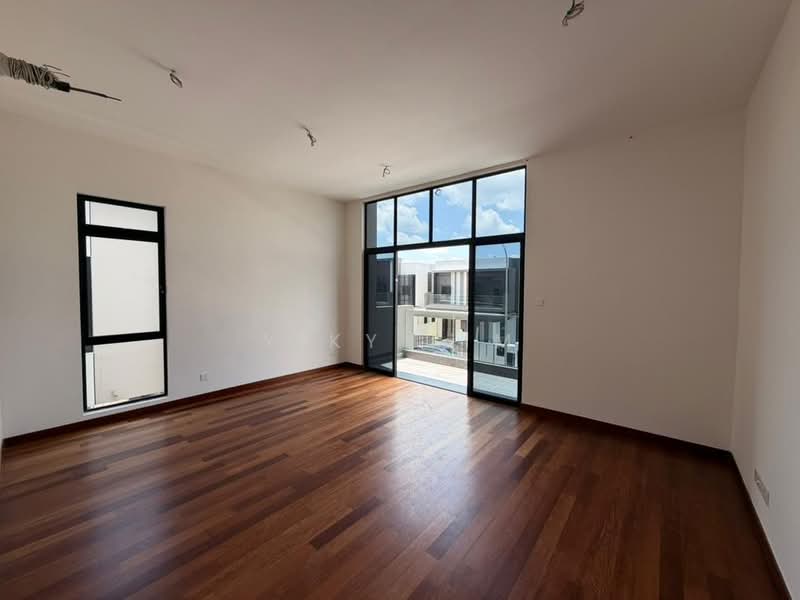 Semi-Detached House for Sale in Skudai (Johor) - Yiky Lim - Living Room - PropertyGuru.com.my