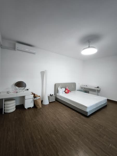 Cluster House for Rent in Forest City (Gelang Patah) - Alicia Lim - Bedroom - PropertyGuru.com.my