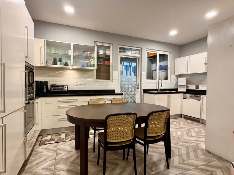 Hijauan Kiara untuk Untuk Dijual - RM 2,400,000, Apr 2026 - Kitchen - PropertyGuru.com.my