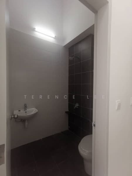 2-storey Terraced House for Rent in Setia Utama (Setia Alam) - Terence Lee - Bathroom - PropertyGuru.com.my