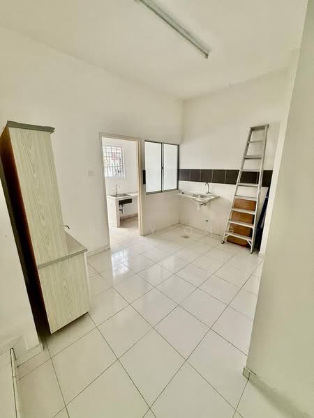 2-storey Terraced House for Rent in Setia Tropika (Johor Bahru) - Jacky Ong - Kitchen - PropertyGuru.com.my