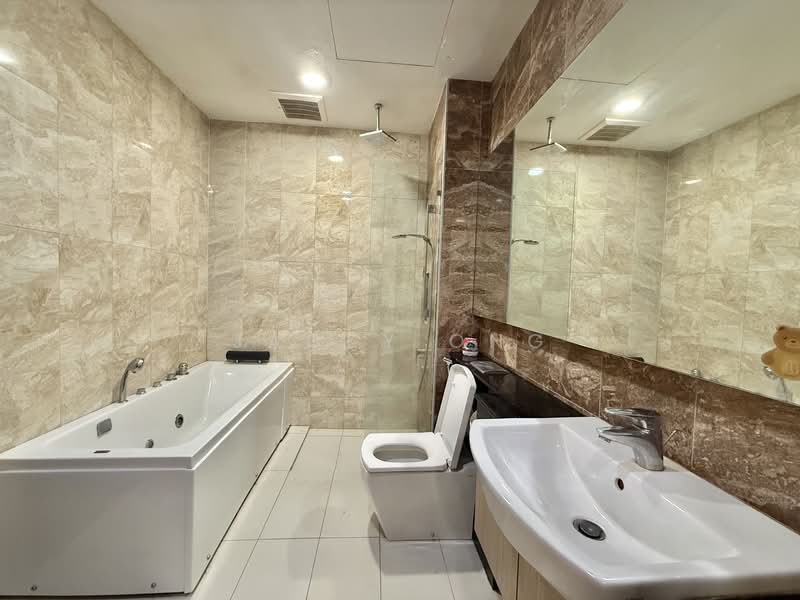 Servis Apartment untuk Disewa di Paragon Suites @ CIQ - Jacky Ong - Bathroom - PropertyGuru.com.my