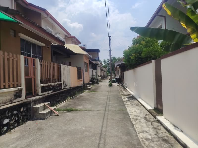 2-storey Terraced House for Sale in Putra Heights (Subang Jaya) - Alice Kuon - Exterior - PropertyGuru.com.my