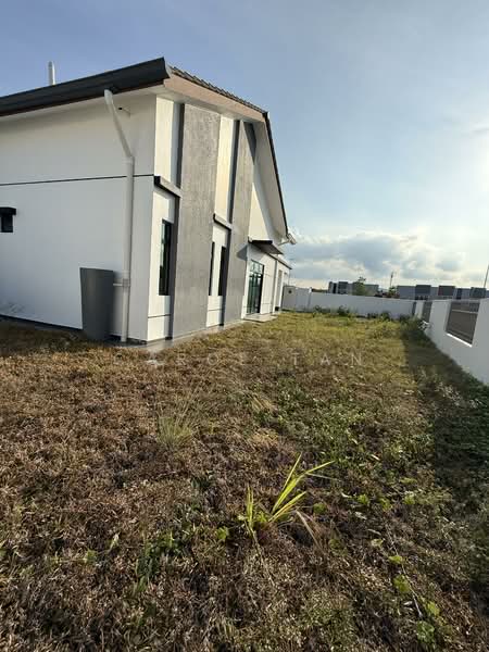 Semi-Detached House for Sale in Kulai (Johor) - Carol Tan - Exterior - PropertyGuru.com.my