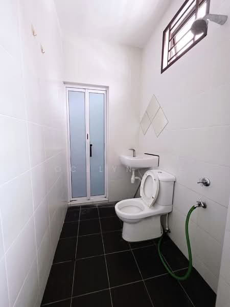 2-storey Terraced House for Sale in Taman Mutiara Gading (Batu Pahat) - Jocelyn Lee - Bathroom - PropertyGuru.com.my