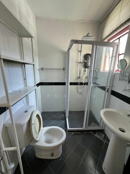 Subang Jaya Lafite untuk Untuk Dijual - RM 450,000, Mac 2026 - Bathroom - PropertyGuru.com.my