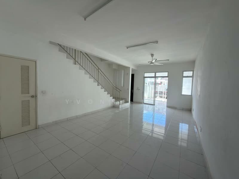 2-storey Terraced House for Sale in Bandar Bistari Perdana (Pasir Gudang) - Yvonne Lim - Living Room - PropertyGuru.com.my