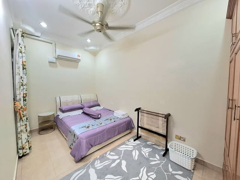 Cluster House for Sale in Shah Alam (Selangor) - Sue Arifin - PropertyGuru.com.my