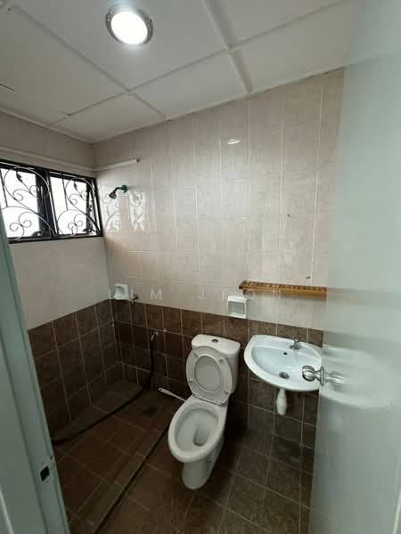 2.5-storey Terraced House for Rent in Bandar Bukit Tinggi (Klang) - Lim Jeon - PropertyGuru.com.my