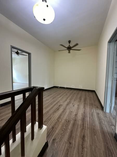 2.5-storey Terraced House for Rent in Bandar Bukit Tinggi (Klang) - Lim Jeon - PropertyGuru.com.my