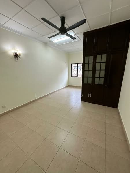 2.5-storey Terraced House for Rent in Bandar Bukit Tinggi (Klang) - Lim Jeon - PropertyGuru.com.my